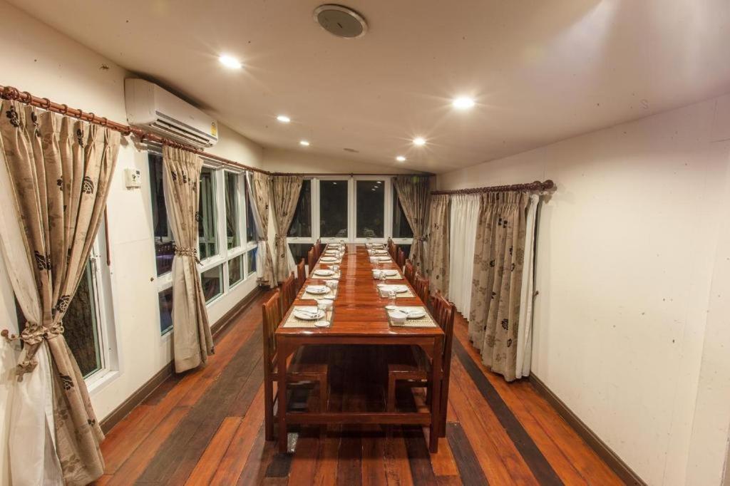 Varee Valley Resort And Restaurant Khon Kaen Exterior photo