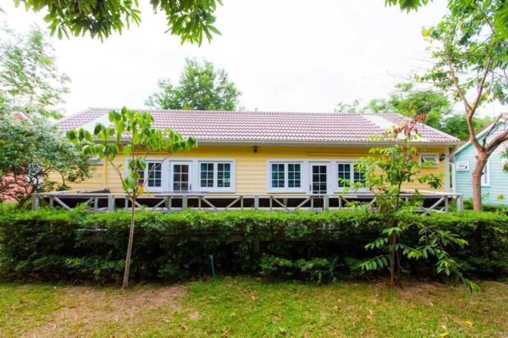 Varee Valley Resort And Restaurant Khon Kaen Exterior photo